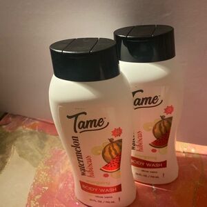 🛍️ Tame Body Wash Watermelon Hibiscus
Energizing With Aloe Vera 24FL.OZ.💥